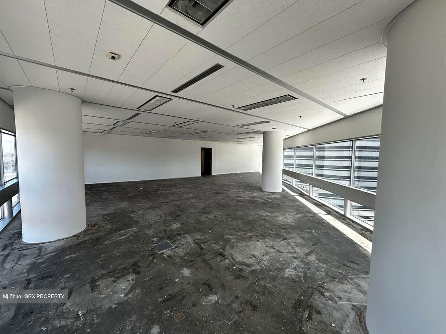 Gateway East (D7), Office #544182521
